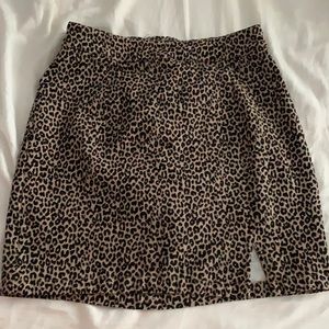 🤍SOLD🤍 Cheetah print mini skirt